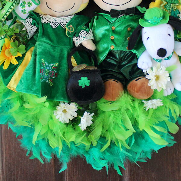 Deluxe Peanuts Gang Charlie Brown and Sally St. Patrick's Wreath, Peanuts Saint Patricks Wreath, Snoopy St Patricks Wreath - Image 3