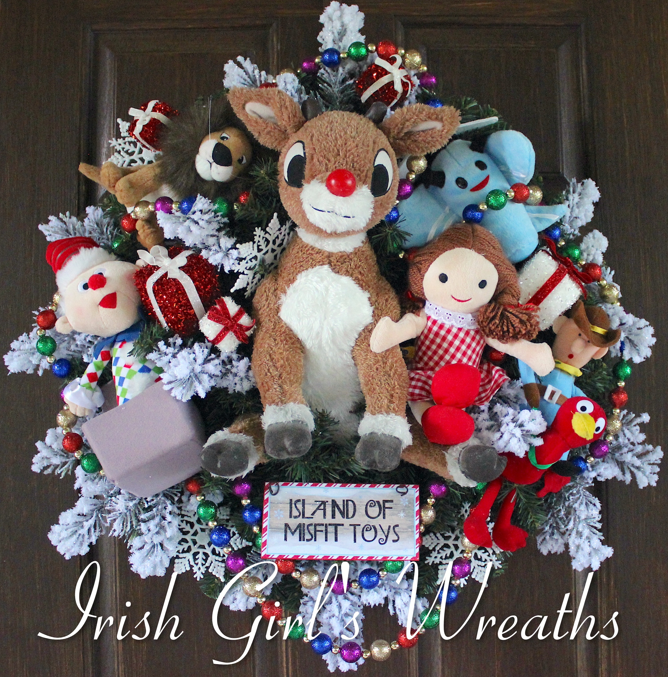 Snowy Deluxe Island of Misfit Toys and Rudolph Reindeer Christmas Wreath, MoonRacer Lion, Misfit Dolly, Charlie in the Box, Misfit Plane