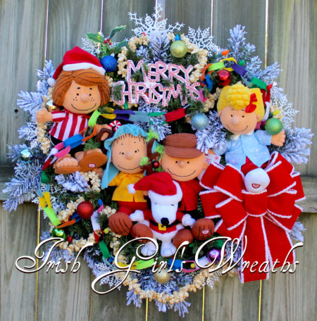 Deluxe Charlie Brown Christmas Wreath, Pre-lit Peanuts Gang Christmas Wreath, Shepherd Linus, Sally, Snoopy, Peppermint Patty