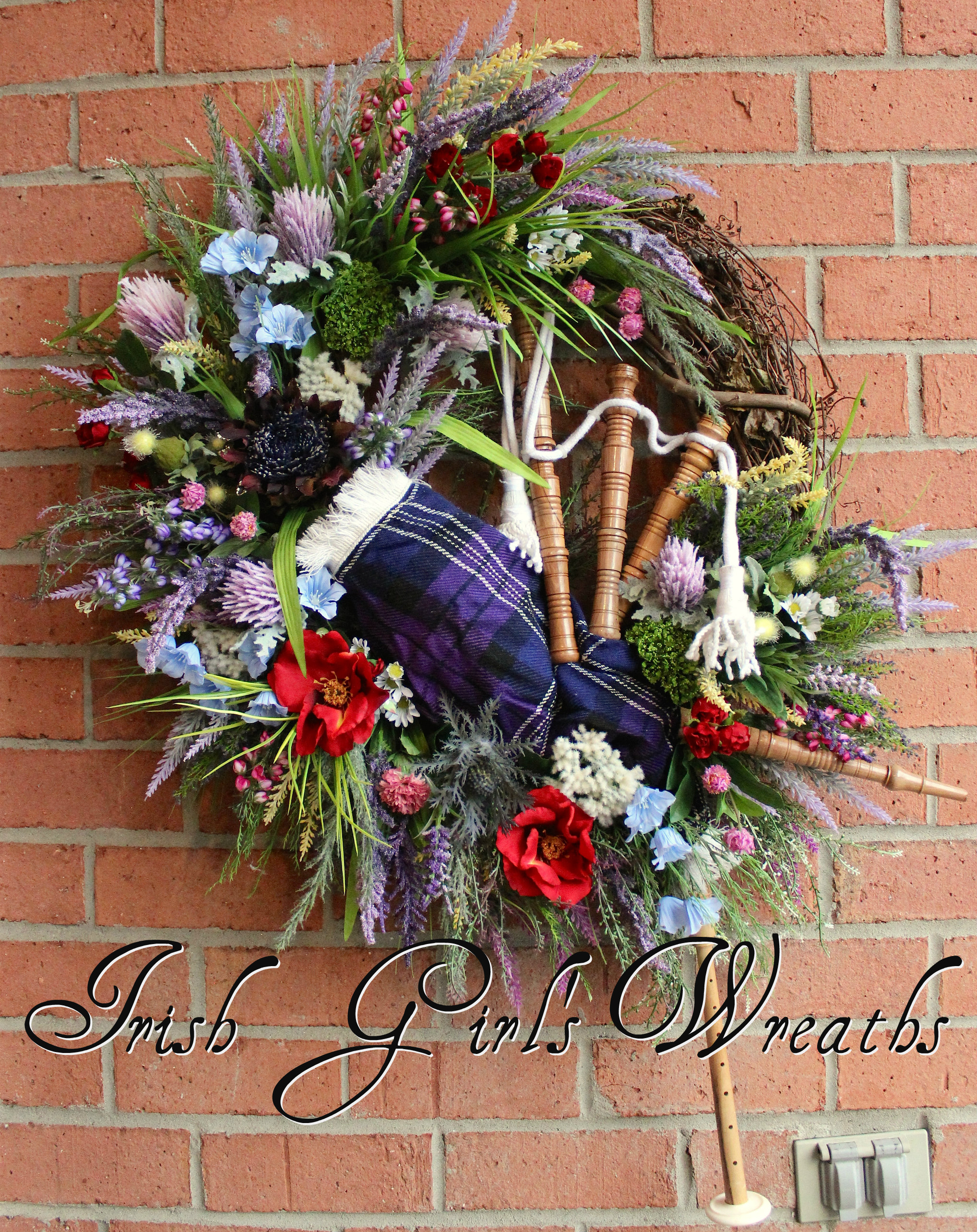 XL Pride Of Scotland Tartan Scottish Highland Bagpipes and Wildflowers Wreath, Heather and Thistle Wreath
