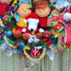 Deluxe Peanuts Gang Charlie Brown Christmas Wreath, Shepherd Linus, Lucy, Snoopy, Sally - Image 2