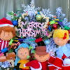 Deluxe Charlie Brown Christmas Wreath, Pre-lit Peanuts Gang Christmas Wreath, Shepherd Linus, Sally, Snoopy, Peppermint Patty - Image 4